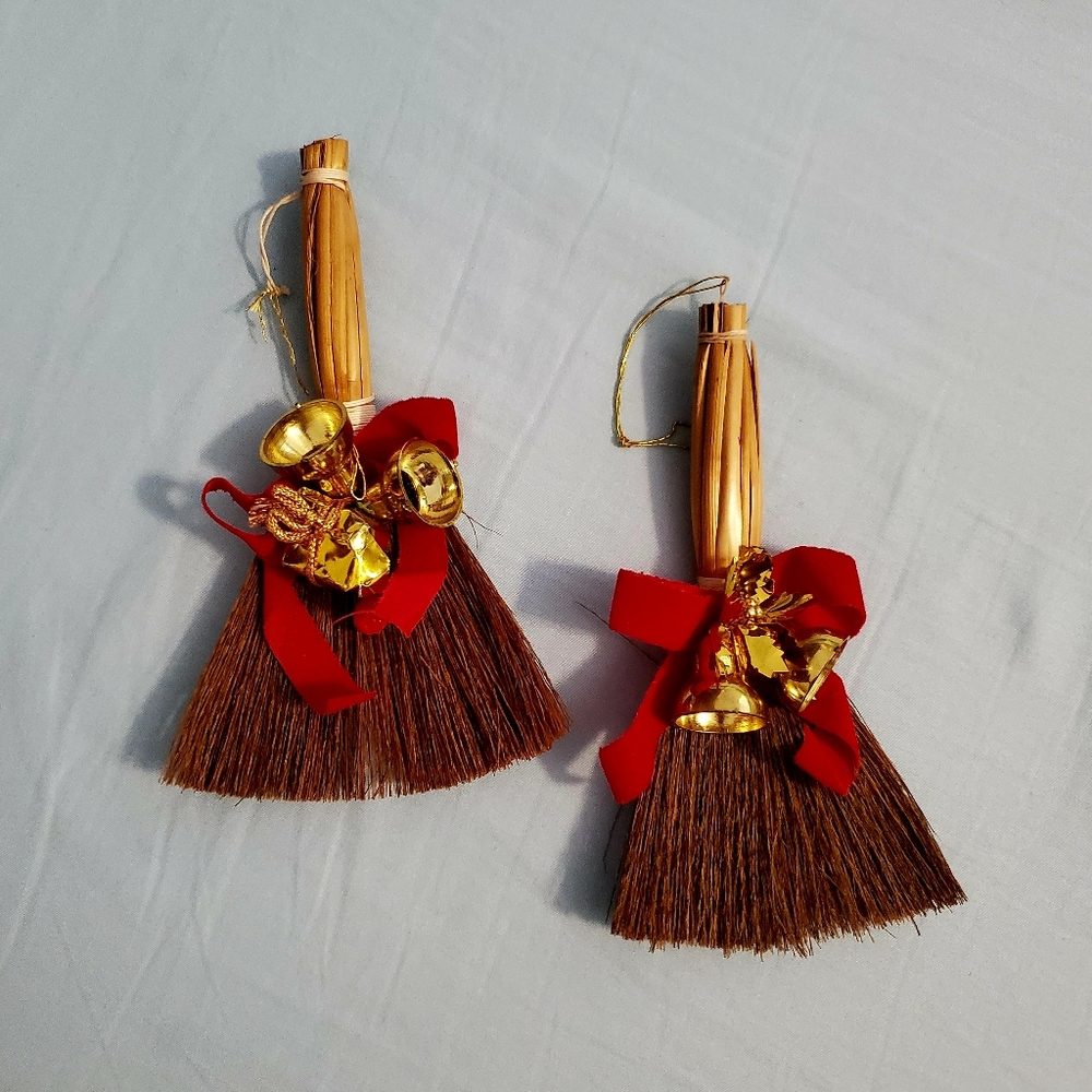 Set of 2 Straw Broom Ornaments